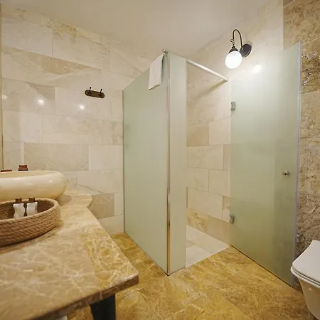 Отель Kayra Cave *